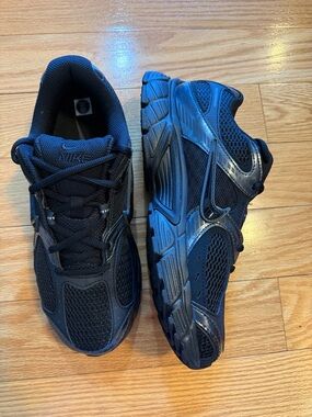 Nike Black Men's Athletic Running Sneakers